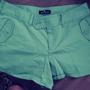 Moda International Shorts